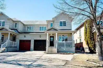 384 FLAGSTONE Way Newmarket Ontario L3X 2R3