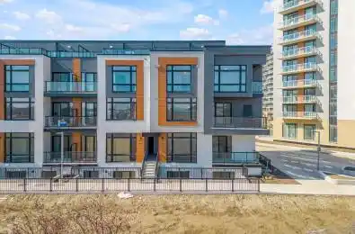 3 Steckley House Lane Unit# TH810 Richmond Hill Ontario L4S 1L9