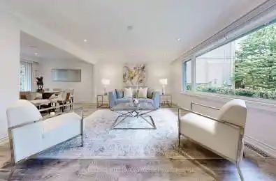 15 Farrington Drive Toronto C12 Ontario M2L 2B4