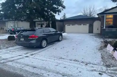 385 Marybay Crescent Unit# bsmt Richmond Hill Ontario L4C 2X5