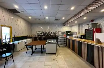 530 Clarke Road Unit# 2 London East Ontario N5V 2C7