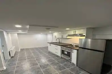 414 Dundas Street Unit# B1 Toronto C08 Ontario M5A 2A8