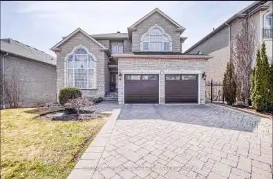 7 Wainwright Avenue Richmond Hill Ontario L4C 5R4