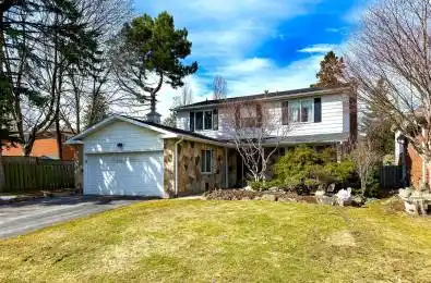 1924 Steepbank Crescent Mississauga Ontario L4X 1T8