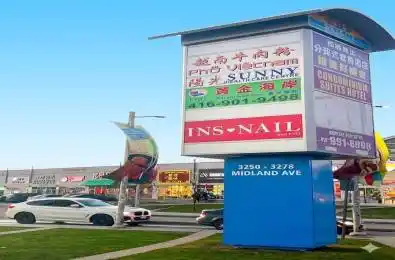 3262 Midland Avenue Unit# E105 Toronto E07 Ontario M1V 0C6