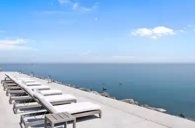 3 Ennisclare Drive Oakville Ontario L6J 4N3