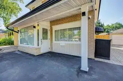 378 Taylor Mills Drive Richmond Hill Ontario L4C 2T1