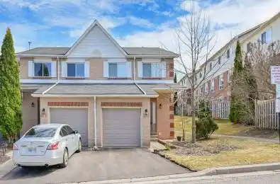 579 Gibney Crescent Unit# 1 Newmarket Ontario L3X 1Y3