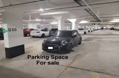 15 David Eyer Road Unit# 1407 Richmond Hill Ontario L4S 0N2