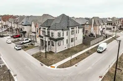 21 MIDMORNING Road Brampton Ontario L6X 5P7