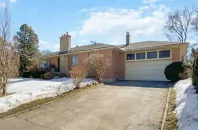 68 Whittaker Crescent Toronto C15 Ontario M2K 1K8