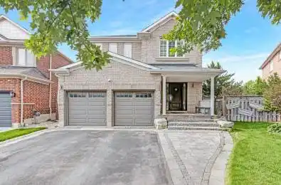 915 Oaktree Crescent Newmarket Ontario L3X 2Z1