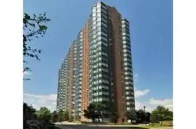 135 Hillcrest Avenue Unit# 1815 Mississauga Ontario L5B 4B1
