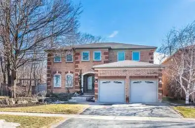1715 Pilgrims Way Oakville Ontario L6M 2G5