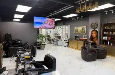 9471 Yonge Street Unit# 104 Richmond Hill Ontario L4C 1V4