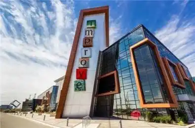 7250 Keele Street Unit# 49 Vaughan Ontario L4K 1Z8